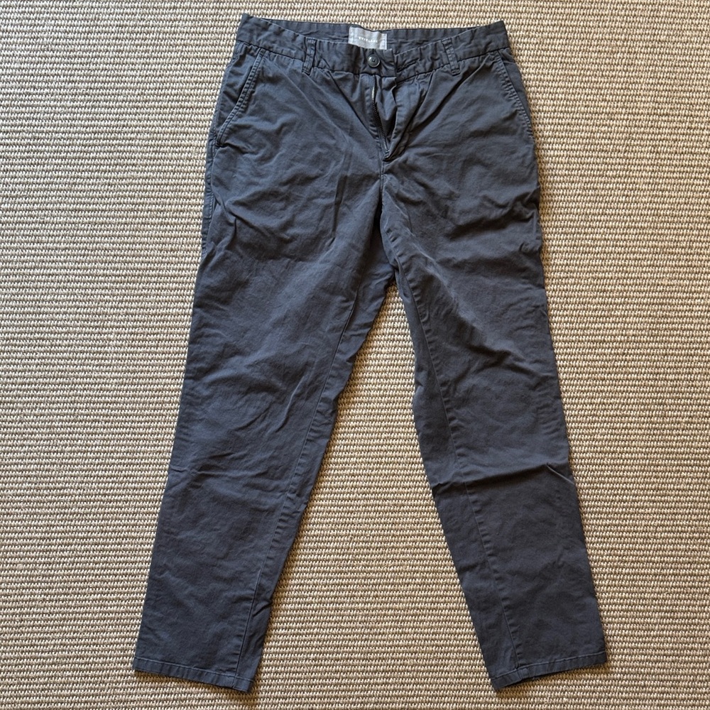 Everlane Men's Dark Gray Athletic Chinos